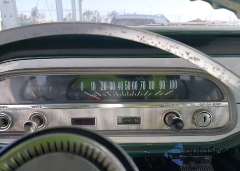 1965 Chevrolet Corvair из США, поврежденный, VIN R1265S100775